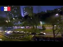 Ucieczka francuskich policjantów przed imigrantami