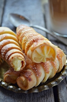 Rurki z kremem, przepis po kliknięciu w zdjęcie.