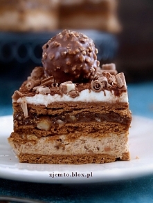 Rocher - szybkie ciasto bez pieczenia.
Przepis po kliknięciu w zdjęcie.