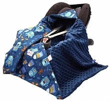 Kocyk do fotelika + GRATIS