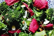 Jaglane kluseczki z burakami i tymiankiem