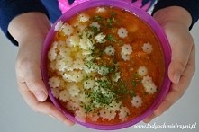 Zupa pomidorowa z makaronem +olej lniany