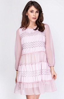 Milu by Milena Płatek MP271 sukienka różowa Romantyczna sukienka, luźny fason, z długim rękawem, sukienka wykonana ze zwiewnego ażurowego materiału