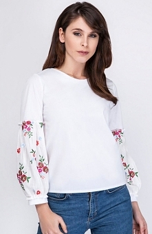 Milu by Milena Płatek MP294 bluzka ecru haft Zjawiskowa bluzka, wykonana z miękkiej bawełnianej dzianiny, przód gładki, klasyczny krój