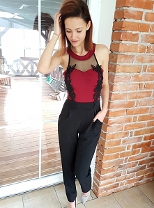 Kombinezon gipiura GIORGIA bordowy.
Ottanta - sklep online