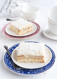 Torcik rafaello bez pieczenia, przepis po kliknięciu w zdjęcie.