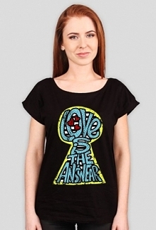 Damska koszulka z napisem "Love is the answear" w kształcie dziurki od klucza