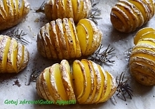Ziemniaki pieczone z piekar...