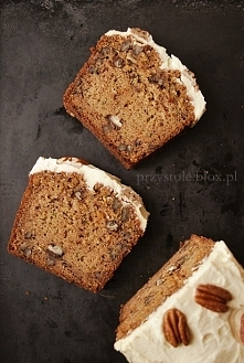 ciasto cukiniowe z pekanami