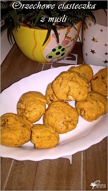 Orzechowe ciasteczka z musli (szybkie)