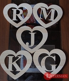 lite drewno - napisy, inicjały, litery :)