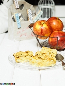 Przepis na prostą szarotkę na kruchym cieście. Przepis po kliknięciu w zdjęcie