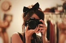 Uwielbiam fotografowanie. Nie ruszam się nigdzie bez lustrzanki, a jeśli nie mogę jej mieć przy sobie, to zawsze wykorzystuje aparat w telefonie. Fotografowanie to moja pasja od...