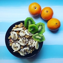 Nie masz pomysłu na dietetyczne, zdrowe i smaczne śniadanie? Zapraszam do mnie na bloga:)Znajdziesz tu wiele propozycji. Link po kliknięciu w zdjęcie:)