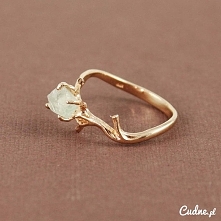 Wyjątkowy pierścionek