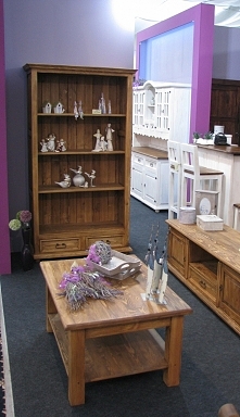 drewniana ława do salonu z ...