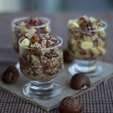 Sałatka z komosą ryżową i kasztanami