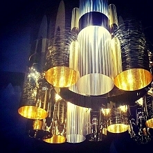 Prześliczna włoska lampa SLAMP La Lollo. Jest u nas na ekspozycji :D Podobne ślicznotki szukajcie na sklep.aladyn.pl