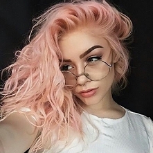 peach hair
