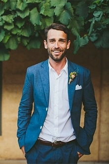 Portal Weselnapolska.
Garnitury ślubne, inspiracje i pomysły.