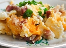 Jajecznica na zielono z szynką