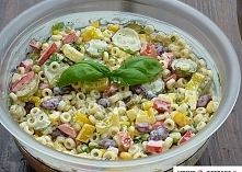 Sałatka makaronowa z ogórka...