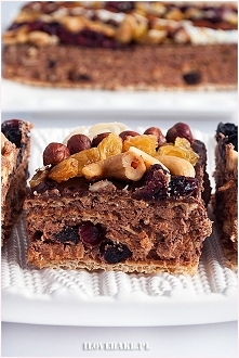 Mazurek bakaliowy na waflach