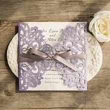 Portal Weselnapolska.
Zaproszenia ślubne, inspiracje i pomysły.