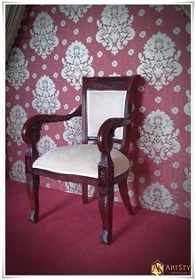 Piękne krzesło stylowe 8211