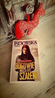 Drugi tom o Dorze i jej mag...