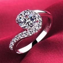 PIERŚCIONEK POSREBRZANY ŚLIMAK Z CYRKONIAMI SREBRN