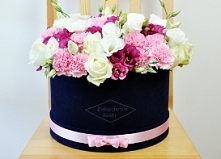 Bukieciarnia Szafir - kwiaty w pudełku.
Mobilna kwiaciarnia Warszawa i okolice.
Zapraszamy