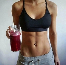 46 dni bez papierosa... i zaczynam się łamać. Pomóżcie:( mimo tego że odżywiam się cały czas tak samo na wadze +4 kg... Nałogi są straszne... Niestety prawda jest że im człowiek...