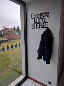 Czuj się jak u siebie - wieszak na ubrania - art-steel.pl