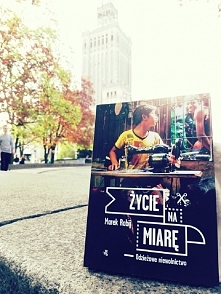 Wreeeeszcie.. strasznie napalilam sie na te ksiazke. Kto czytal, ktoo?