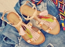#SANDAŁY
#PUDROWE
#SUMMER
Eshopper