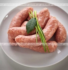 Biała kiełbasa zapiekana w piekarniku