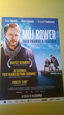 Mój rower (9 maja 2012)

Dziadek, ojciec i syn, mieszkający w innych częściach Europy, spotykają się po latach, by odnaleźć zaginioną babcię. Zadanie będzie okazją do pokoleniow...