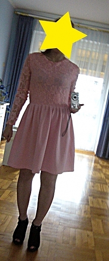 Sprzedam nową piękną pudrową sukienkę. Sprzedaję bo kolor mi nie pasuje. 60 zł + kw