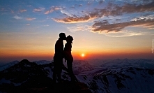 Kontynuacja opowieści o miłości, która pojawiła się znikąd. Jeśli chcesz przeczytać kliknij w link w komentarzu, tylko usuń spację między "bit" "ly"