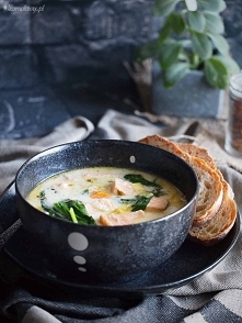 / Easy salmon and spinach s...