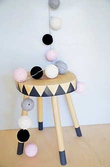 ZESTAW 2 stolik i lampki 50 led