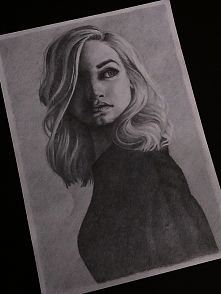 Portret mojego autorstwa :)
Rysuję portrety ( i nie tylko ) na zamówienie.