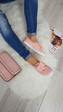 Mega pudrowe trampeczki dostępne zapraszam:)