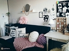 #workplace #home #homedetails #details #homeinspiration #detale #dodatki #dodomu #design #inspiracje #musthave #polishbrand #poduszki #knotpillow #pillow #mieszkanie #wnetrza #w...