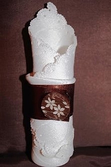 Serwetki w pudełku na prezent.