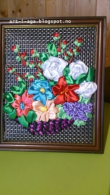 Obraz z tasiemek. Haftowanie wstązeczkowe.