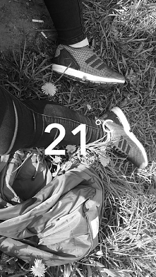 hejka, chodzi mi o te buty (zx flux) prał ktos je w pralce? Cos sie z nimi stało? :**