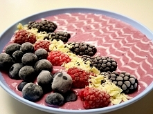 W moim dzisiejszym odcinku Para z Gara TV przepis na pyszną miseczkę smoothie. Zapraszam do oglądania i subskrybowania kanału :)