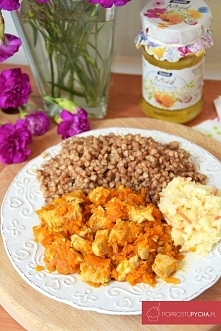 Miodowy kurczak w marchewce